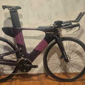 Felt IAX Advanced 105 Di2